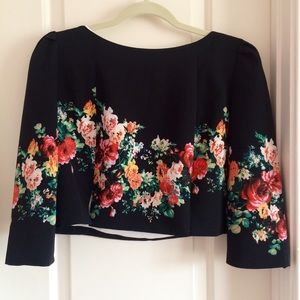 Gracia Black and Floral Crop Top